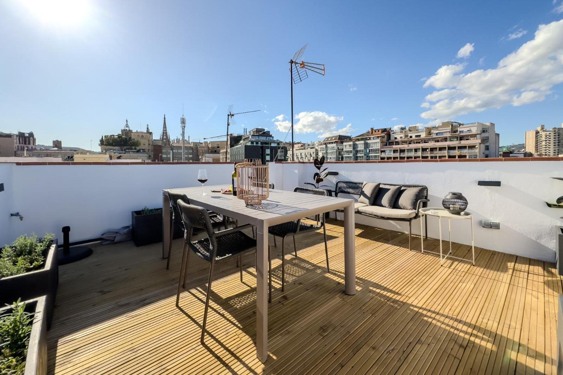 Oasis Suites Downtown Barcelona Exterior photo